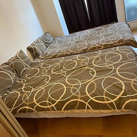 ２ Beds. Comfortable . Dotonbori / Kuromon Market. Осака Екстериор снимка