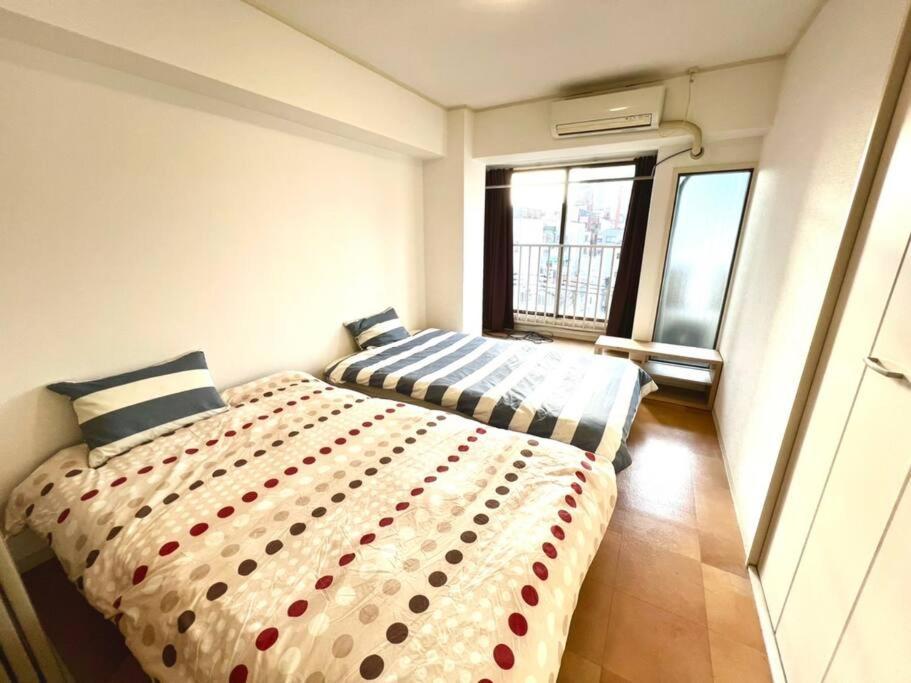２ Beds. Comfortable . Dotonbori / Kuromon Market. Осака Екстериор снимка